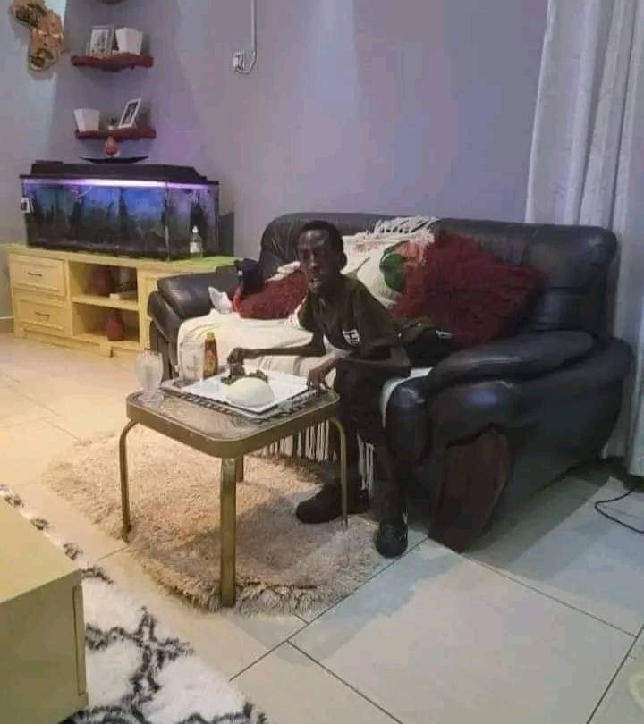 WemaHotWingz's tweet photo. Facebook ndaitadza ini🤣🤣🤣🤣🤣💔😂 https://t.co/m2NAI6iMVP