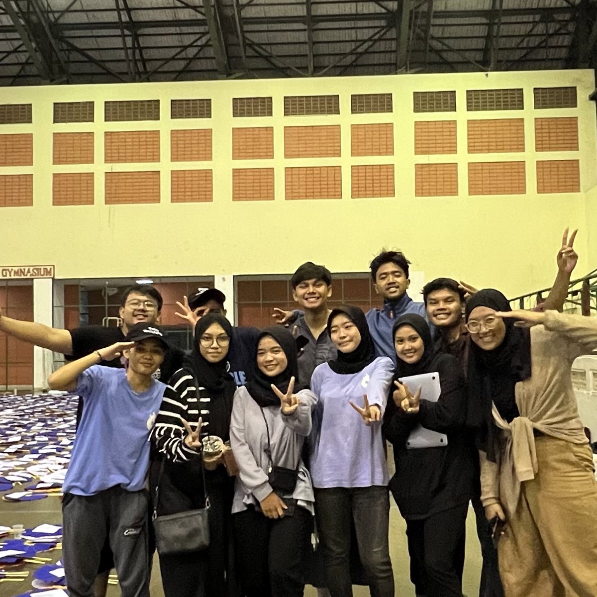 igustialiyaah's tweet image. MPKMB IPB 60 siap memecahkan rekor dunia 🤲🏻 Tridhata Brathasena semangat ya besok!❤️