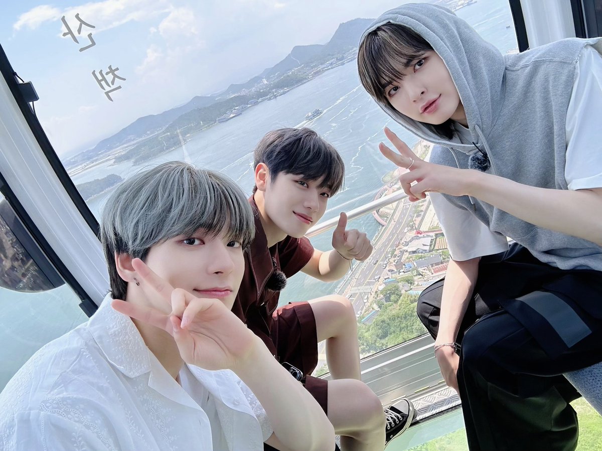 EPEX Official tweet media