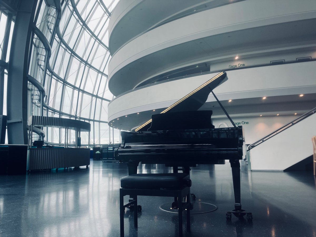 Bellescar_uk's tweet photo. Played on this beauty @Sage_Gateshead live video shoot #videoshoot #singersongwriter #performance https://t.co/VuqnnSrItl