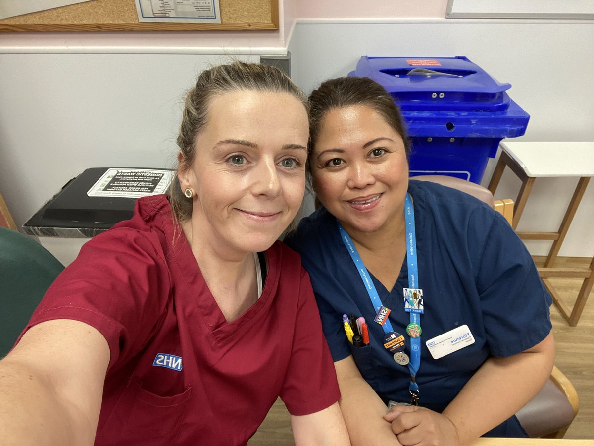 mrsedeg2011's tweet photo. #thankyouthursday @MLU_1981, Brendan and team. We are more than happy with our cinnamon bun supplies. We have even shared with our wider MDT. #pathwaytoexcellence #team7S #daisy https://t.co/ZPscgRwbPo
