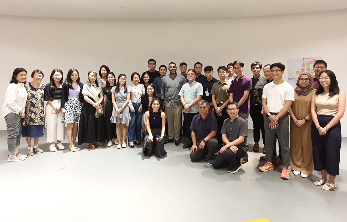 MORROWIntel's tweet photo. Managing Director @Saravanans9 and @lumnicolehere joined Singapore Institute of Planners to conduct a futures workshop at the Urban Redevelopment Authority of Singapore, where they shared about using #foresight techniques to identify trends that shape #urbanplanning. https://t.co/1HWWdcQ4lG