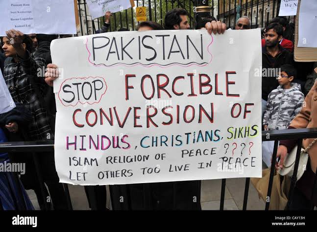 FarazPervaiz3's tweet photo. Pakistan's religious minorities face severe marginalization in all aspects of life. https://t.co/yYOMxwQ0gQ