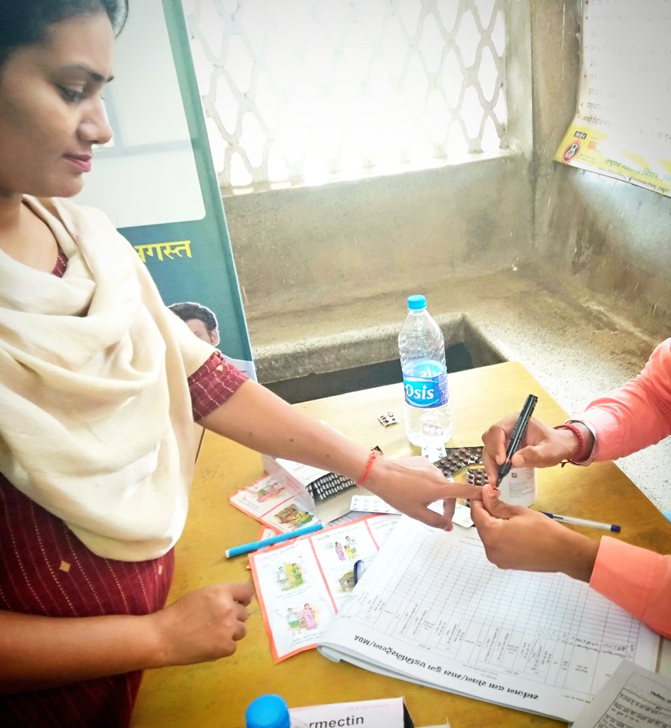 HWC_soharkalan's tweet photo. #National_Deworming_Day🐛
#KrimiMuktBhara
#StayWormFree
📢😯"मैंने फाइलेरिया रोधी दवाई खाई
आपने खाई क्या"?
👭🏃🧑🦽🧑🤝🧑🏃🧑🦯आइए अपने आप को और अपने प्रियजनों को कृमिसंक्रमण एवं लिम्फेटिक फाइलेरिया सेबचाएं🤗
सिमरिया,चतरा झारखंड
@DCChatra
@HLTH_JHARKHAND
@BannaGupta76
@AyushmanHWCs https://t.co/LLnhin8w5E