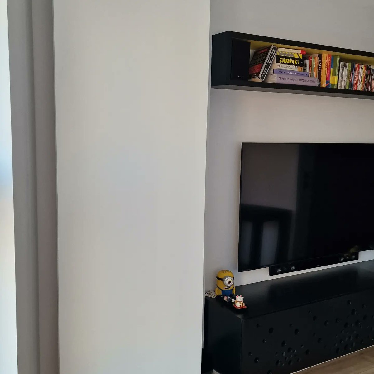 maadraassoo's tweet photo. New ⚡Ch Ch Ch Changes⚡ Are DONE! Furniture Cleaning & Fillinf TIME! 😊🖤🏠🏗🔜 #chchchanges #MaadraassooHome #MoniEtsLaMillor #ILoveSabadell https://t.co/pfskKjJzkg