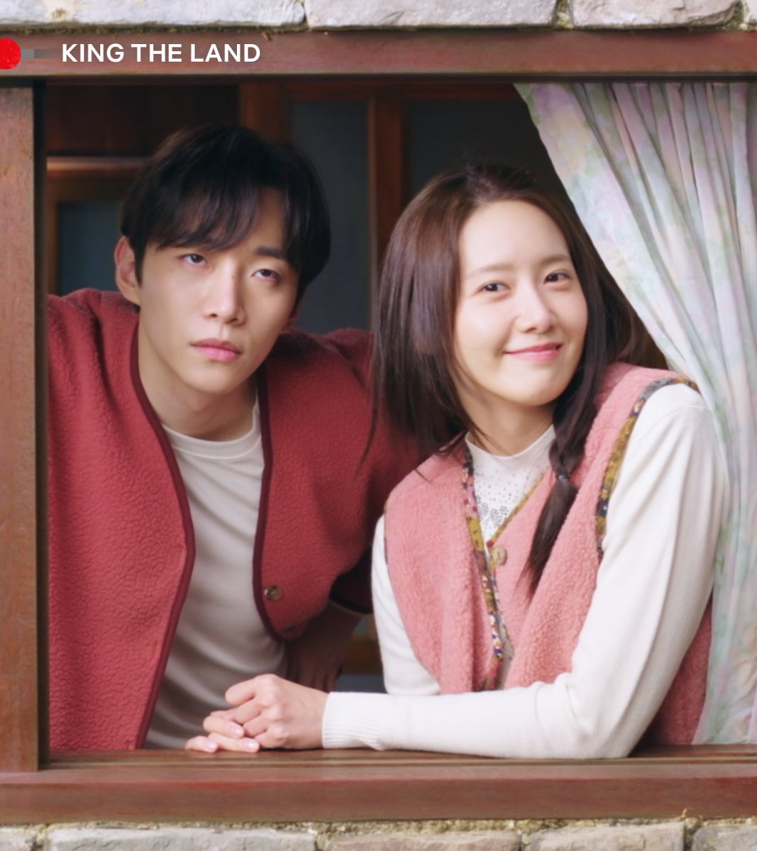 Junho_Rabzz's tweet photo. Cutiesss🥰🥰 Hotiesss🥵🥵
❤️❤️❤️❤️
#Cheonwon #Goowon #Sarang #kingtheland #LEEJUNHO #YoonA https://t.co/1HqsvuIR8P