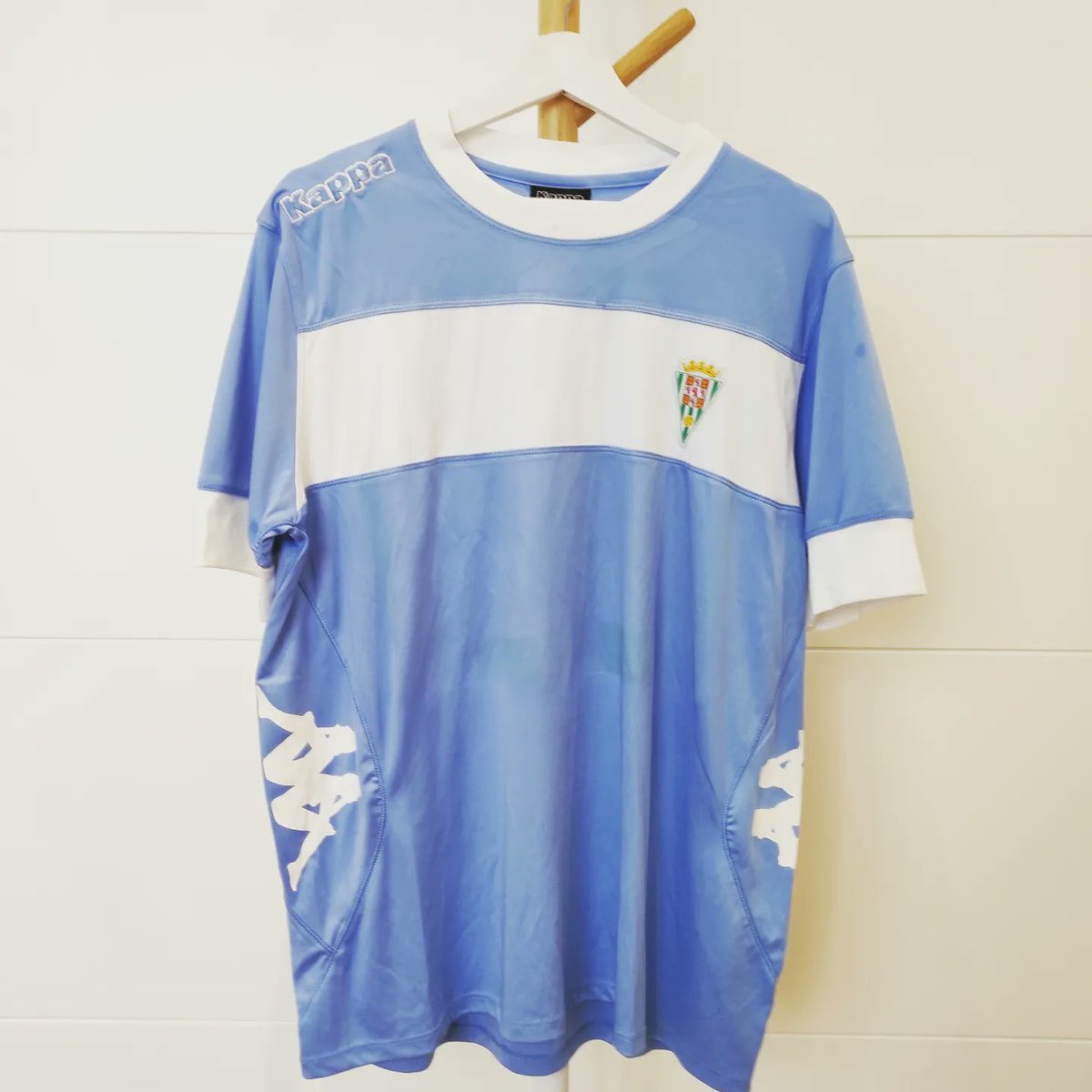 futbolcollect's tweet photo. CÓRDOBA CF
Temporada 16-17
Marca: kappa

#cordobacf #kappa #laliga #futbolcollection #futbol #camisetas #collector #camiseteando #coleccion #camisetasdefutbol #coleccionismo #footballtshirt #classicfootballshirts https://t.co/V2P67XzwvC
