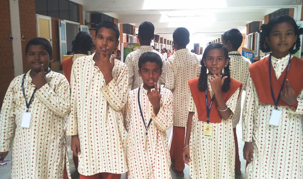 ishavidhya's tweet photo. Five students of #IshaVidhya Karur contested the elections to lead in the Inspire Manak competition’s idea selection and submission process, and have taken full ownership of the project to see it through. The 145 students who voted for them learned about the election process. https://t.co/d3lfhu2UMj