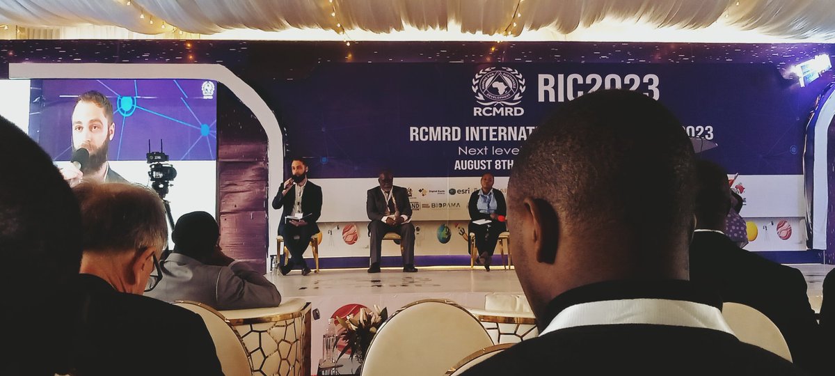 ednah_dindi's tweet photo. Mr. Laing Loren's of @CSIR speaking on #informationintegration for #decisionmaking @RCMRD #RIC2023 #gis https://t.co/dZR5YvKPJM