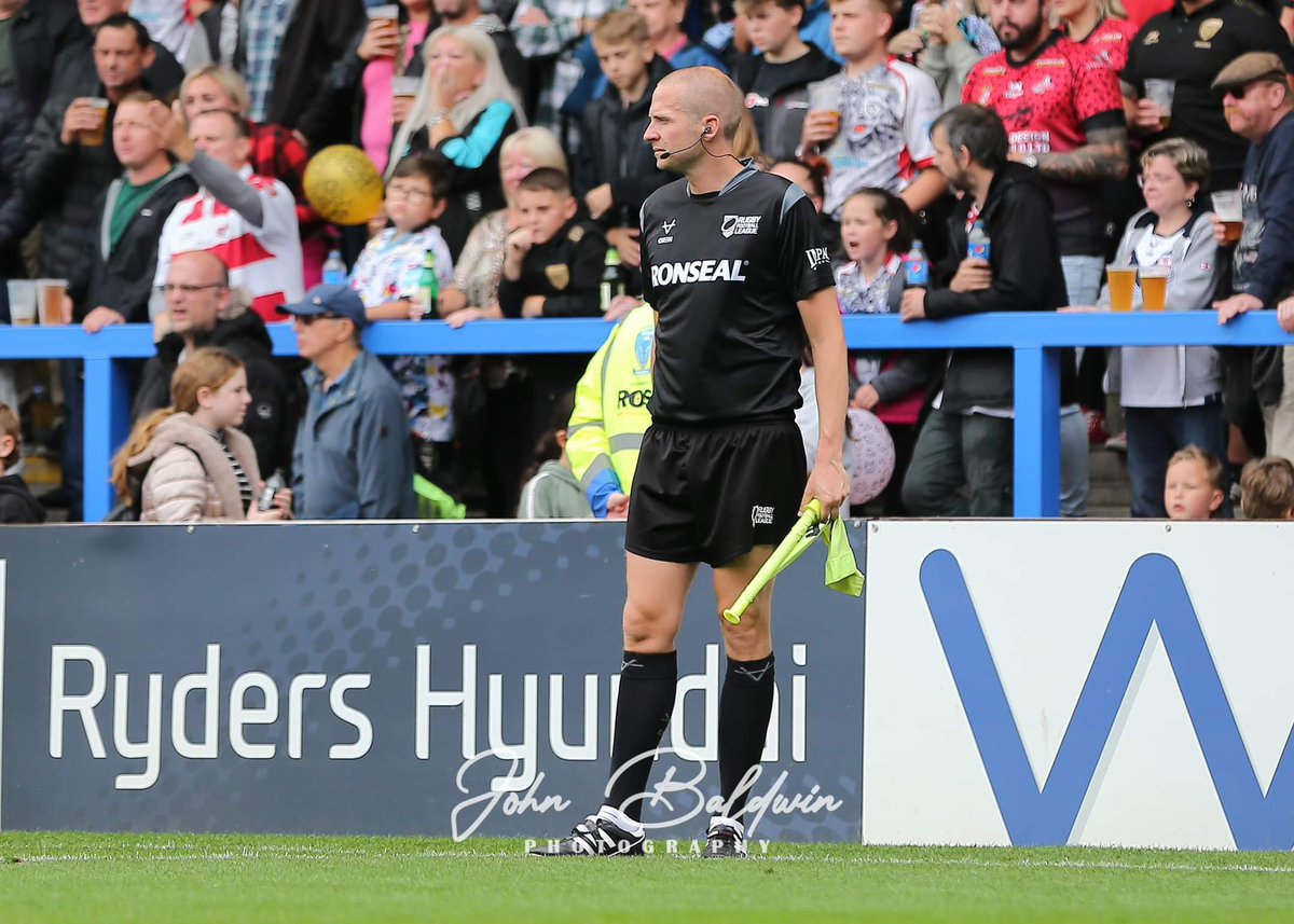 Warren Turley tweet media