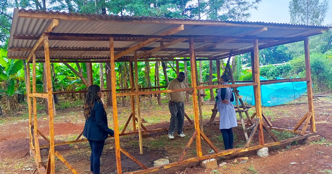 Malaikakitchens's tweet image. Our efforts are set to elevate/build school kitchens into state-of-the-art facilities that provide meals and a nourishing environment for growth and learning. To help make an impact, please get in touch with us at info@malaikakitchens.com .#feedingprogram #malaikakitchens