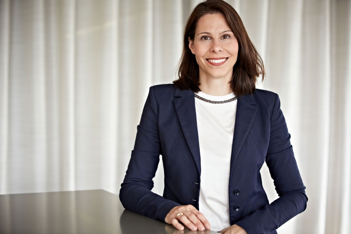 Wie sich #CEOs die Kernkompetenzen Anpassungsfähigkeit, Selbstreflexion, Nahbarkeit und Beziehungsfähigkeit aneignen können, um zu der besten Version ihrer selbst zu werden, erklärt Birgit Storz in einem neuen Artikel der <a href="/finanzszene/">Finanz-Szene.de</a>: ego.nz/FinanzSzene

#FutureOfWork