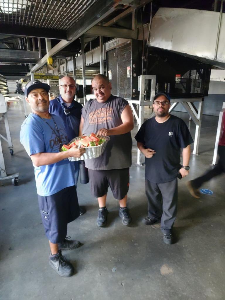 San Fernando Twilight safety committee/management making sure the workforce is staying hydrated with handing out watermelon 🍉 <a href="/melirere/">Melinda Herrera</a> <a href="/JustxWilliams/">Justin Williams</a>