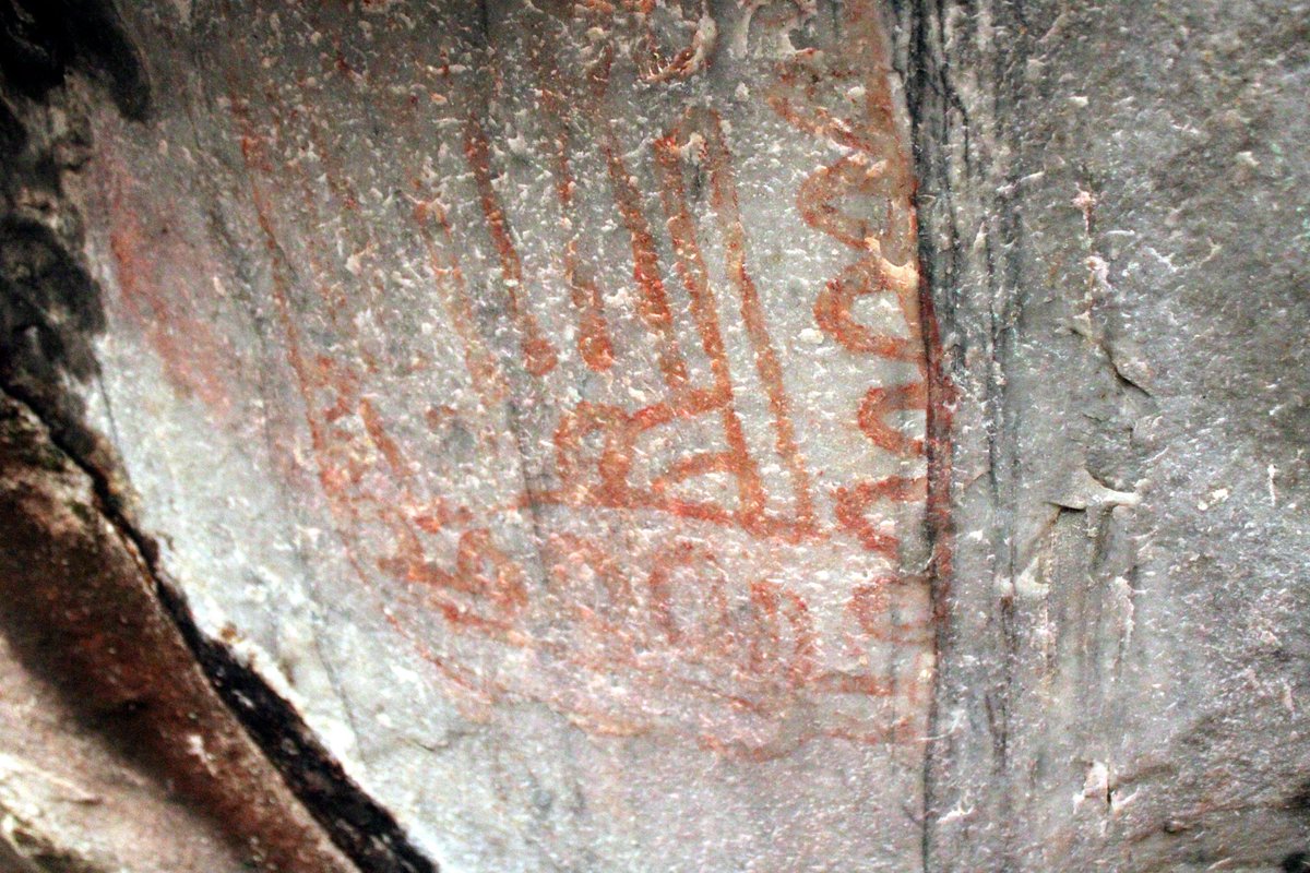 mwilaadventure's tweet image. Heritage Spotlight: 📍📍 Nachikufu Cave, Mpika. 🇿🇲🇿🇲🇿🇲🇿🇲🇿🇲

Explore an ancient shelter, with a network of tunnels that served as sleeping chambers, decorated with prehistoric rock paintings and Stone Age tools on display.

#MwabaMwilaAdventures #TeamVisitZambia #KeepExploring