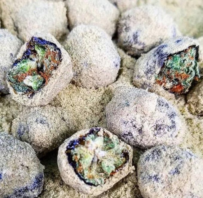 NewAgeCannaPC's tweet photo. Do you know what moon rocks are? https://t.co/TXD9jU46oF