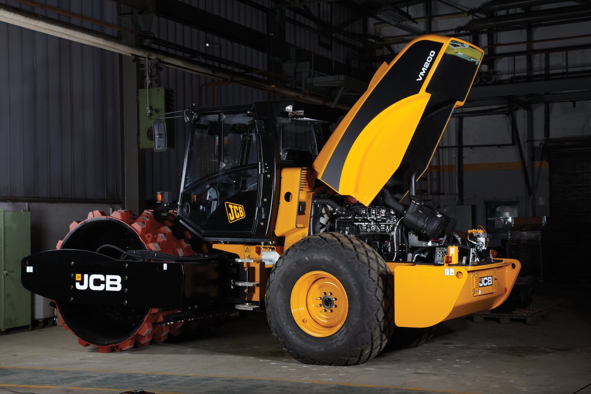 JCBZim's tweet photo. Easy to use.
JCB VM200 Single Drum Soil Compactor
☑️ Drum width: 2100mm
☑️ Centrifugal force: 370kN
☑️ Operating weight: 19940kg
☑️ Engine power: 129kW (73hp)
☑️ Exciter frequency: 29 / 35 Hz
📲 +263773618317
📩 info@jcbzim.com
#VM20 #soil #JCB #roads #construction https://t.co/9WXVyA8OCE