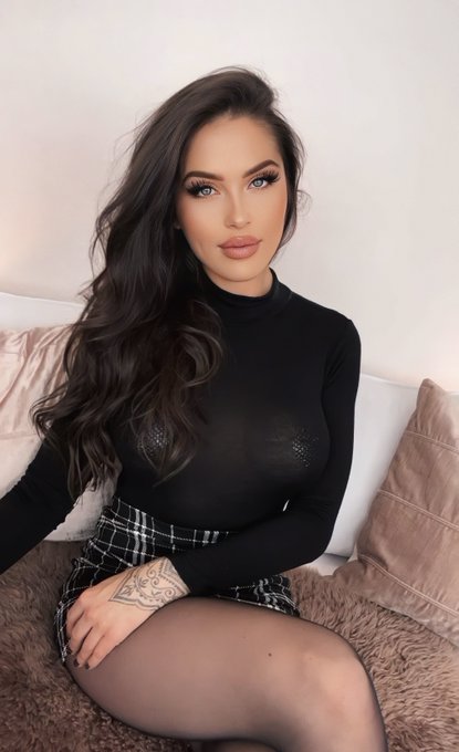 would you eat your cum for Me? 💦 https://t.co/6WNqwxi42o