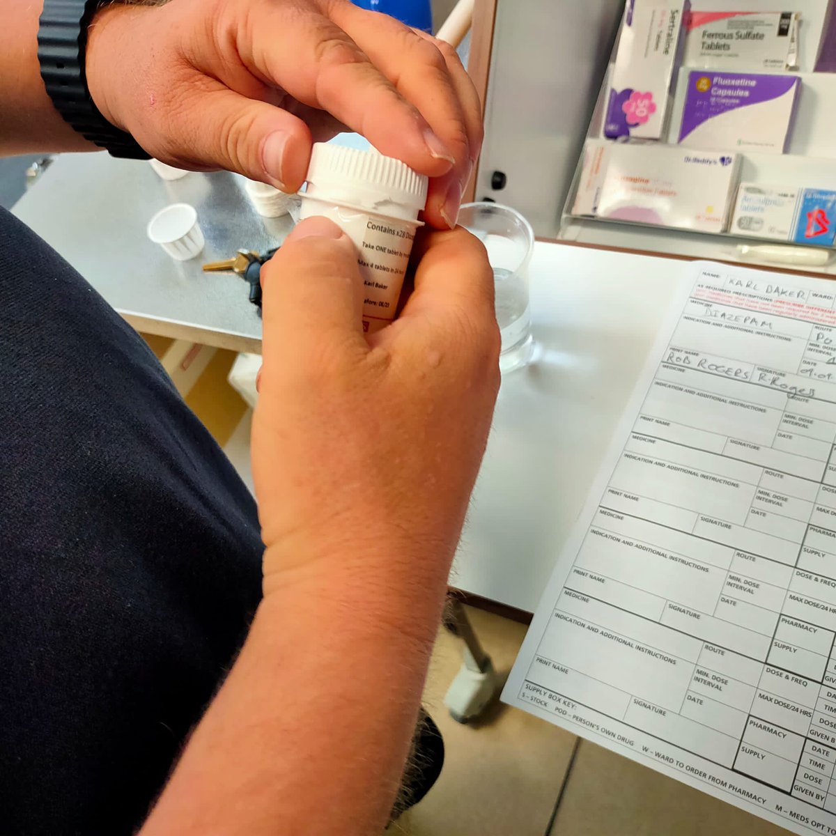 SimulationDaisy's tweet photo. Great to share the @DPT_NHS #ReducingRestrictivePractice Simulation Training with all the Physical Intervention tutors yesterday ❤
@SteveHaupt4 @Jamiehawker3 #RestraintReduction #CompassionateLeaders #TraumaInformed #PatientSafety  Thanks @JosephShire for some great acting! https://t.co/mG4IYiI2XX