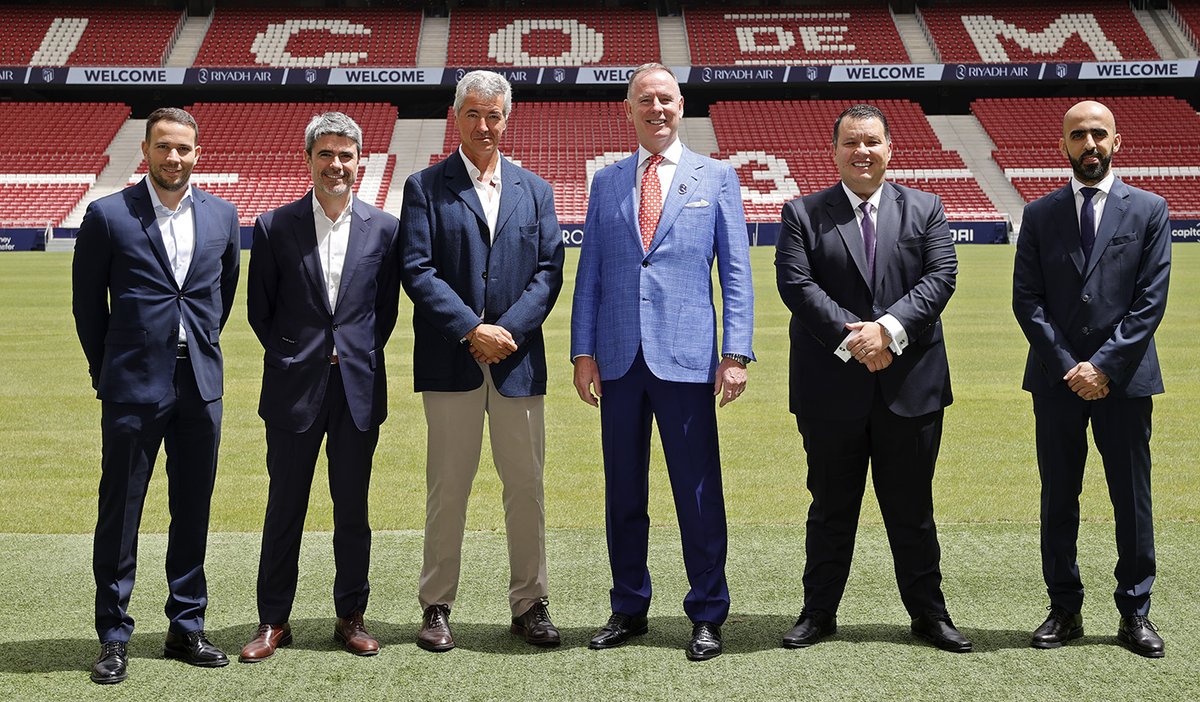 #RiyadhAir signs first sports sponsorship deal with Spanish football giants @Atleti, marking a new era on the pitch and in the sky ⚽ 🛫

Read More: bit.ly/atmxra

#FutureTakesFlight
#aPIFcompany