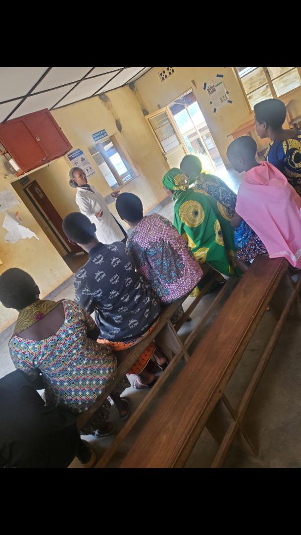 YEAMG_MEDSAR's tweet photo. "Addressing critical SRHR challenges in our community! π₯ our teams visited Rubona & Mbazi health centers to tackle issues like STIs, GBV, and Family Planning. Working together to attend to them for a healthier community πͺ
#SRHR
#CommunityHealth
#YEASRHPROJECT" https://t.co/XRQhC3HhNn