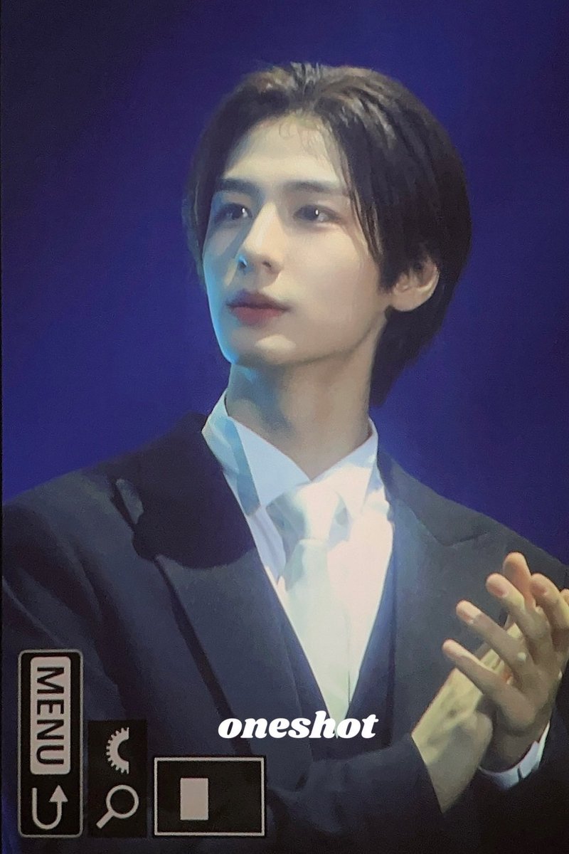 LEEHANFILMS's tweet photo. handsome prince leehan https://t.co/ntgCOD0Khs