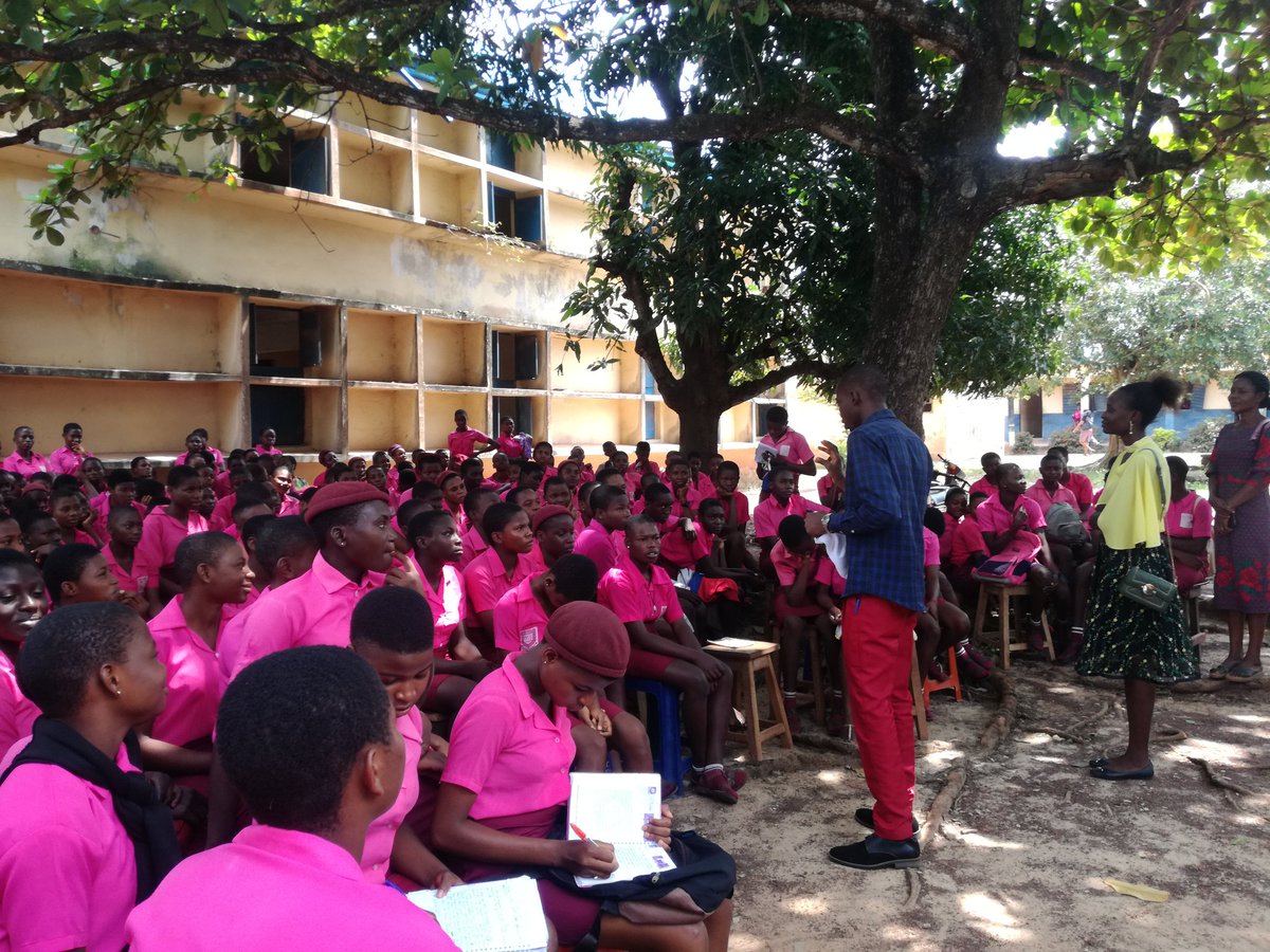 BetaAfriYouths's tweet photo. Through sensitization, we can build a society where empathy and understanding are the cornerstones of progress - Chimamanda Ngozi Adiche

#BAYFoundation #youths #youthempowerment #sensitization #future #Africa #group #team https://t.co/k3Q2uZWr7Y