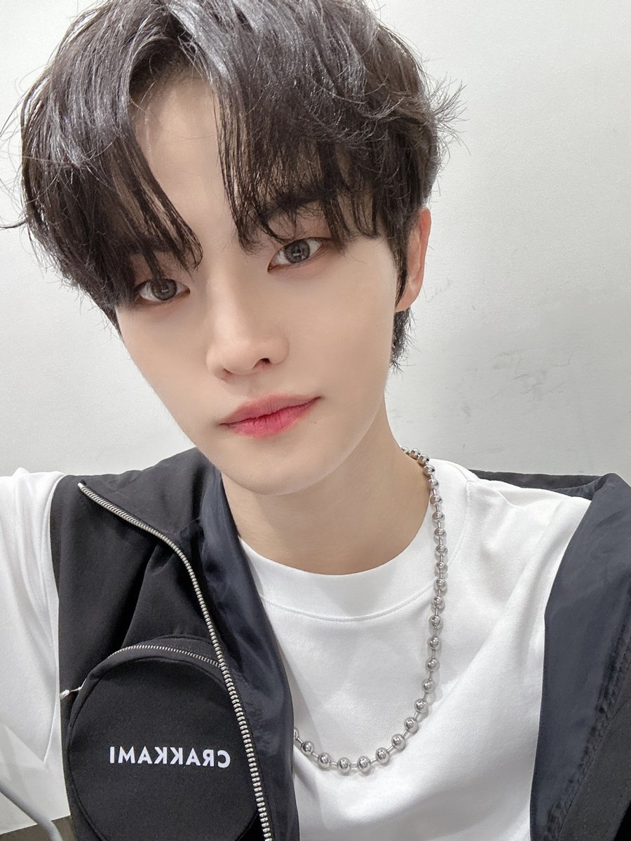 BAE173_member's tweet photo. [#제이민]

🫠🫠

#BAE173 #비에이이173
#JMIN https://t.co/PuxAhOvx18