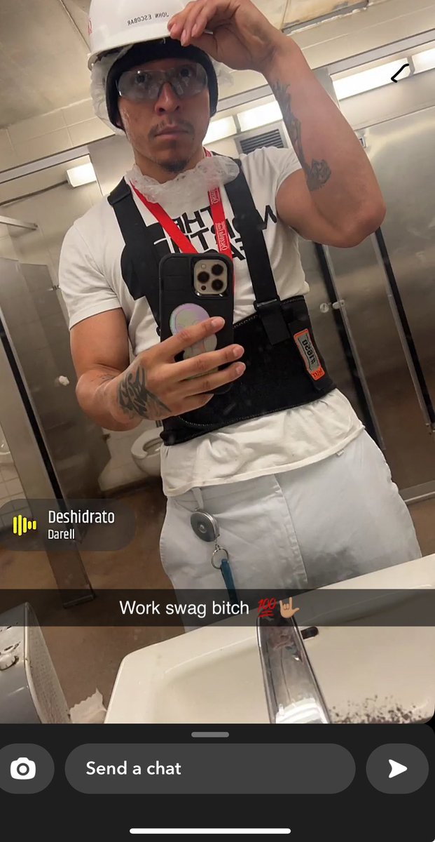 Johnnylong76232's tweet photo. Long as work day today ready to get off and pump this one week load in to someone’s face 😅🥱 #horny #dl #hunglatino https://t.co/xgoWWzUNoj