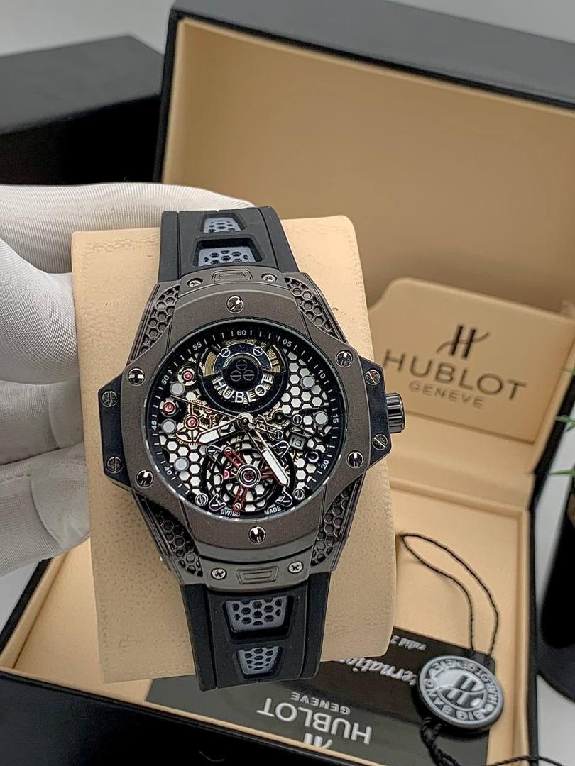Fineboyszn's tweet image. Surprise that special someone with a gift that will remind them of you every second. It's time to make memories! ⌚ #TimelessGift

#15,000 NAIRA ONLY

📍: Lagos and Ibadan

Kindly send a dm or click wa.me/2347062172904 to message us directly today.

Jagun Jagun #BBNaija