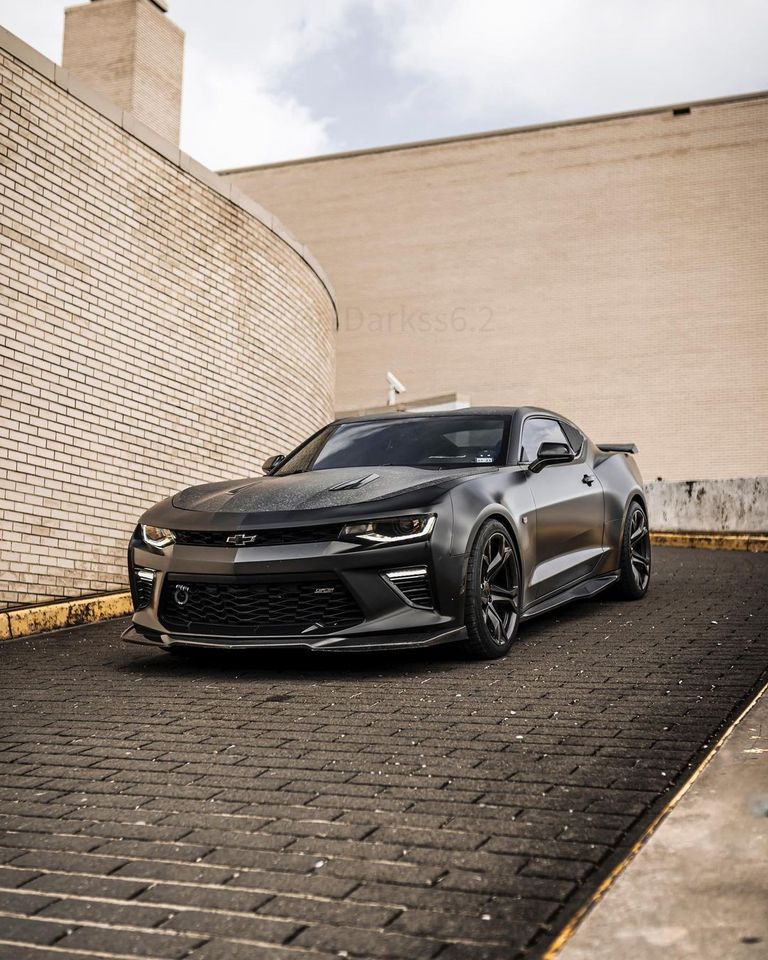 Earnhardt_Chevy's tweet image. Next-level performance. 
#CamaroZL1 📷: @1darkss6.2
