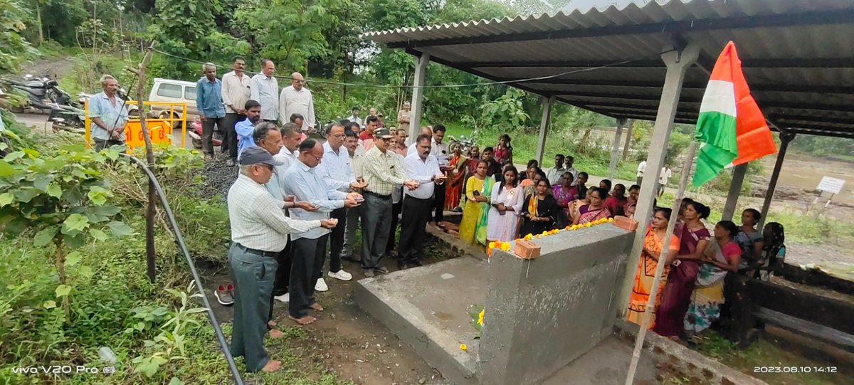 ધરમપુર તાલુકાના શેરીમાળ ગામે "મારી માટી મારો દેશ" કાર્યક્રમ અંતર્ગત શિલા ફલકમ્ નું સમર્પણ કરવામાં આવ્યું. વીરોને વંદન થીમ હેઠળ કુલ ૨૦ જેટલા દેશની સેવા કરનારા જવાનોનું સન્માન કરવામાં આવ્યું. ધ્વજવંદન, પંચપ્રાણ પ્રતિજ્ઞા, વસુધા વંદન તથા વૃક્ષારોપણનો કાર્યક્રમ કરાવામાં આવ્યો.