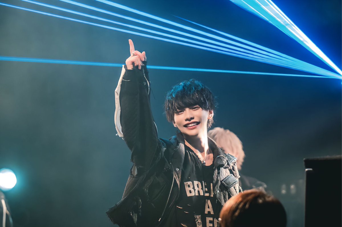kanato_waaarz's tweet photo. ONE-MAN LIVE「Cross the line」
最高の景色をありがとう。 https://t.co/RAEMufb9Bs