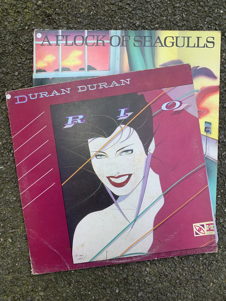 Found a box of vinyl records in the basement yesterday.
Look how much we were selling them for….£1 and 50p !!
It was a time when vinyl was on its feet and the CD was king.