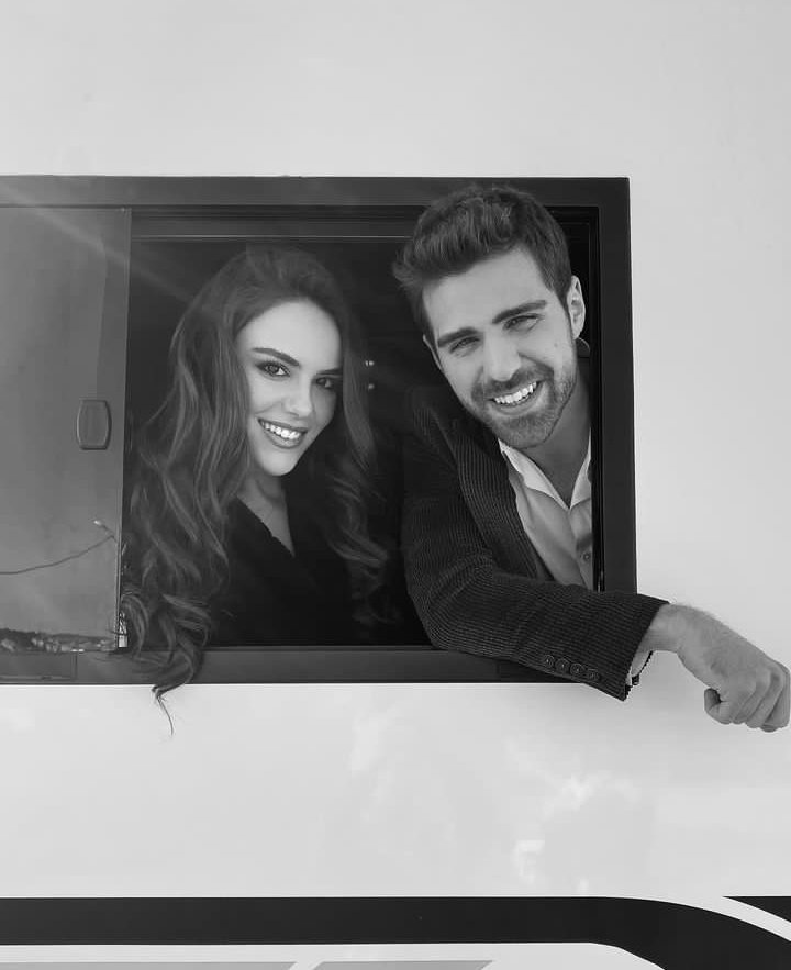 xaysesizler's tweet photo. Sevdiğim dizi çiftleri
#SahGed
#AyFer
#TürMer
#YazMur https://t.co/0ELuXtwdU6