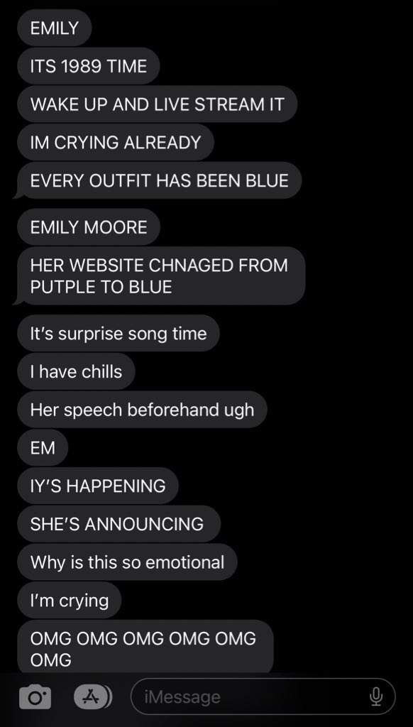 EmilyMoore330's tweet photo. Pov: you slept through the 1989 announcement and wake up to 25 texts https://t.co/QQrRdCPTOX