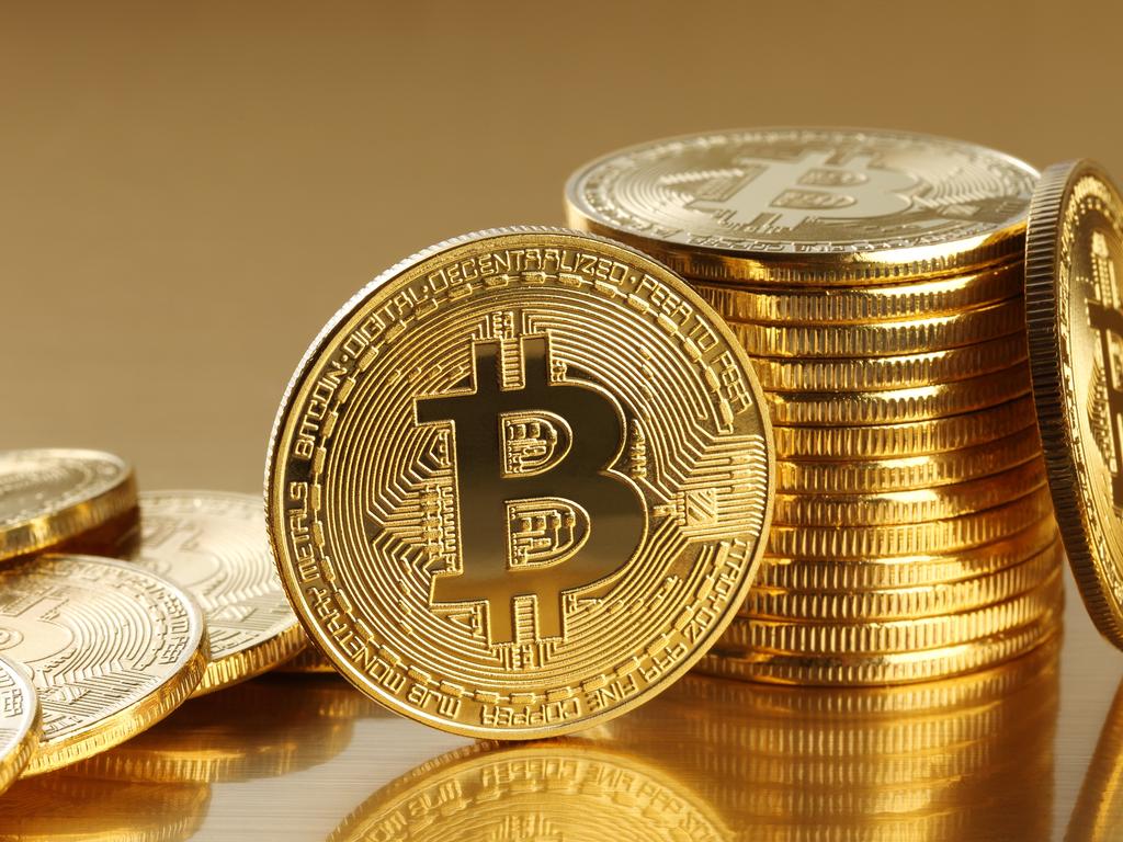 CRYPTOKSA's tweet photo. مين يبي 1 #Bitcoin 🪙 😁 https://t.co/n8sOk0cGZO