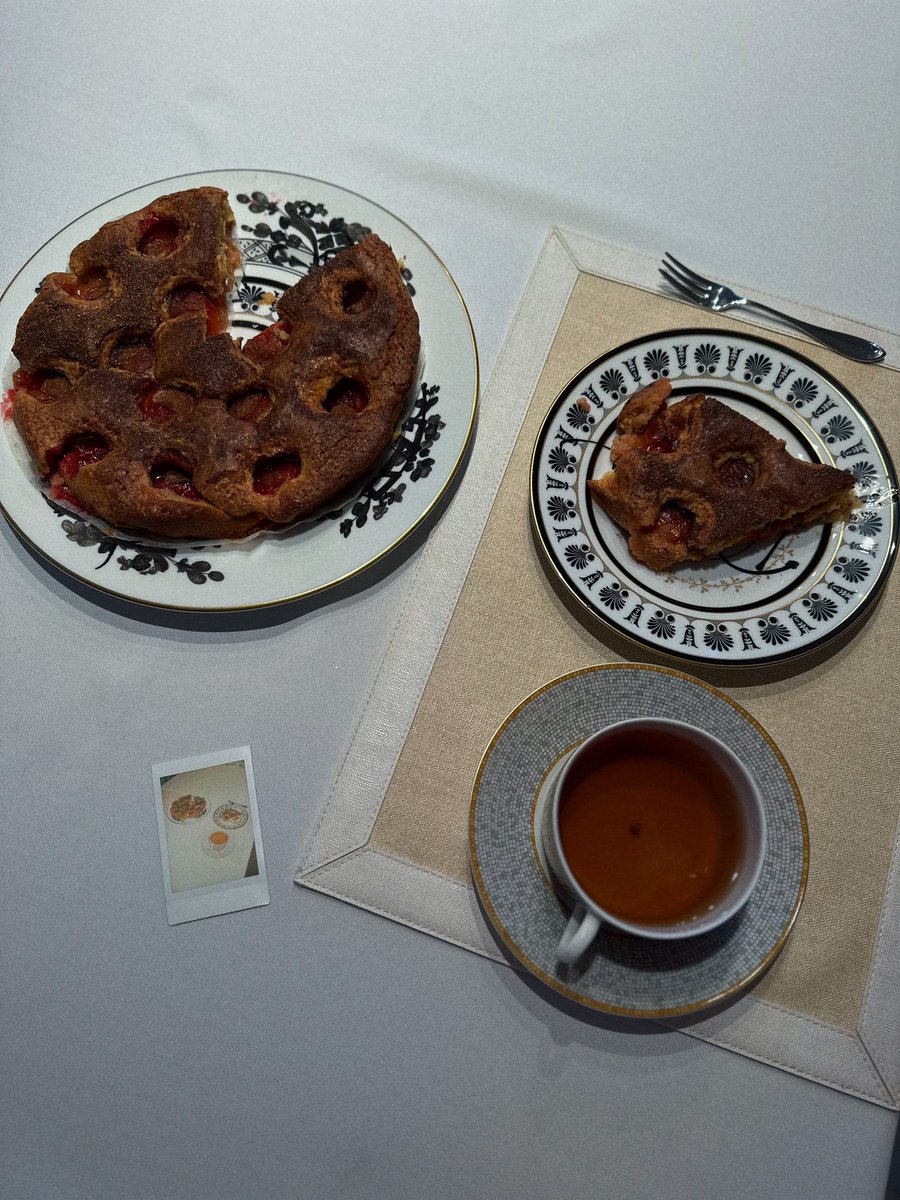 Aprelushka's tweet image. Вы, ваш запах, ваш напиток и ваше комфортное хобби