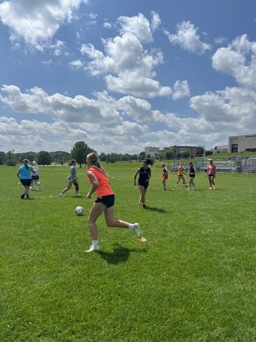 eccwsoccer's tweet photo. To fresh cut grass, and cutting up our opposition. #GoFalcons #StringerTogether 💪🏽 https://t.co/2tCZN7SStc