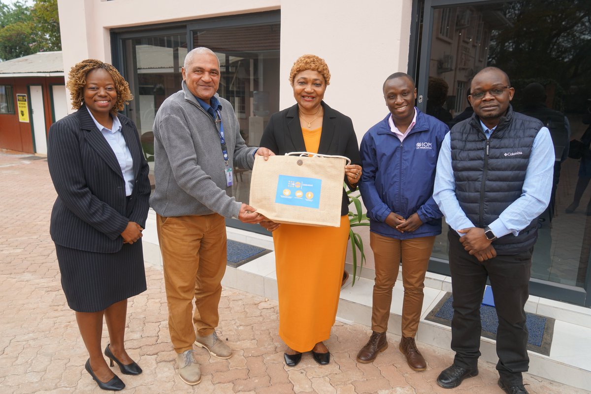 UNFPA_Zimbabwe's tweet image. @UNFPA Rep. in Zimbabwe @MirandaTabifor today paid a courtesy call on @IOMZimbabwe Chief of Mission Marito Lito, Malanca. Both discussed potential areas of partnership such as #Gender & #Migration, #Data4Development  #PreventionOfExploitationAndAbuse #PSEA #ClimateAction