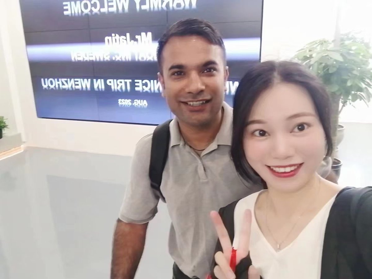 IkolCai's tweet photo. 有朋自远方来，不亦乐乎。
​Warmly welcome to visit us, my friend.
​Hope to stay longer next time.☺️🤝 https://t.co/6S29yjRMNB