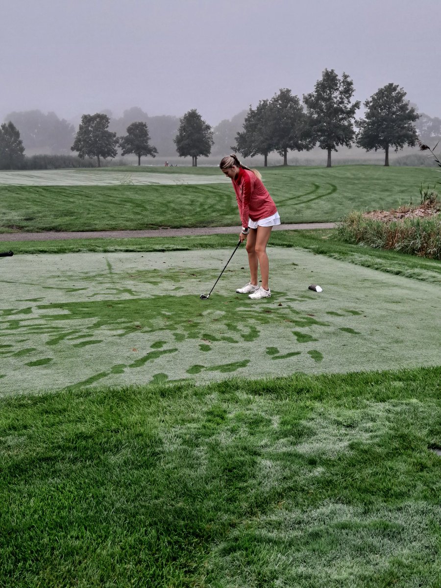 girlsgolfYHS's tweet photo. Our first competition of the season is underway! Good luck to Cassidy,  Peyton, Mckinleigh, Elaina, and Katie at Whitetail Ridge for the PNHS Invite! Great day to play 18! #gofoxes @YHSAthletics115 https://t.co/Cx95kx2Lkf