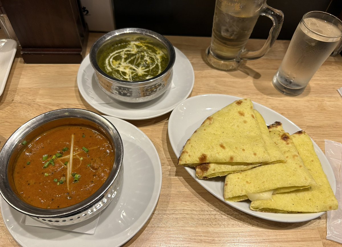 kisaragishow's tweet photo. 人形町のアンキットの気持ちで、アンキットスペシャルチキンカレー、サグパニールカレーやかぼちゃチーズナンなどを堪能しました🍛😄👍

#dinner #dcurry #インドカレー #カレー #नान #chicken #人形町 #水天宮前 https://t.co/bxlLJ0bht6