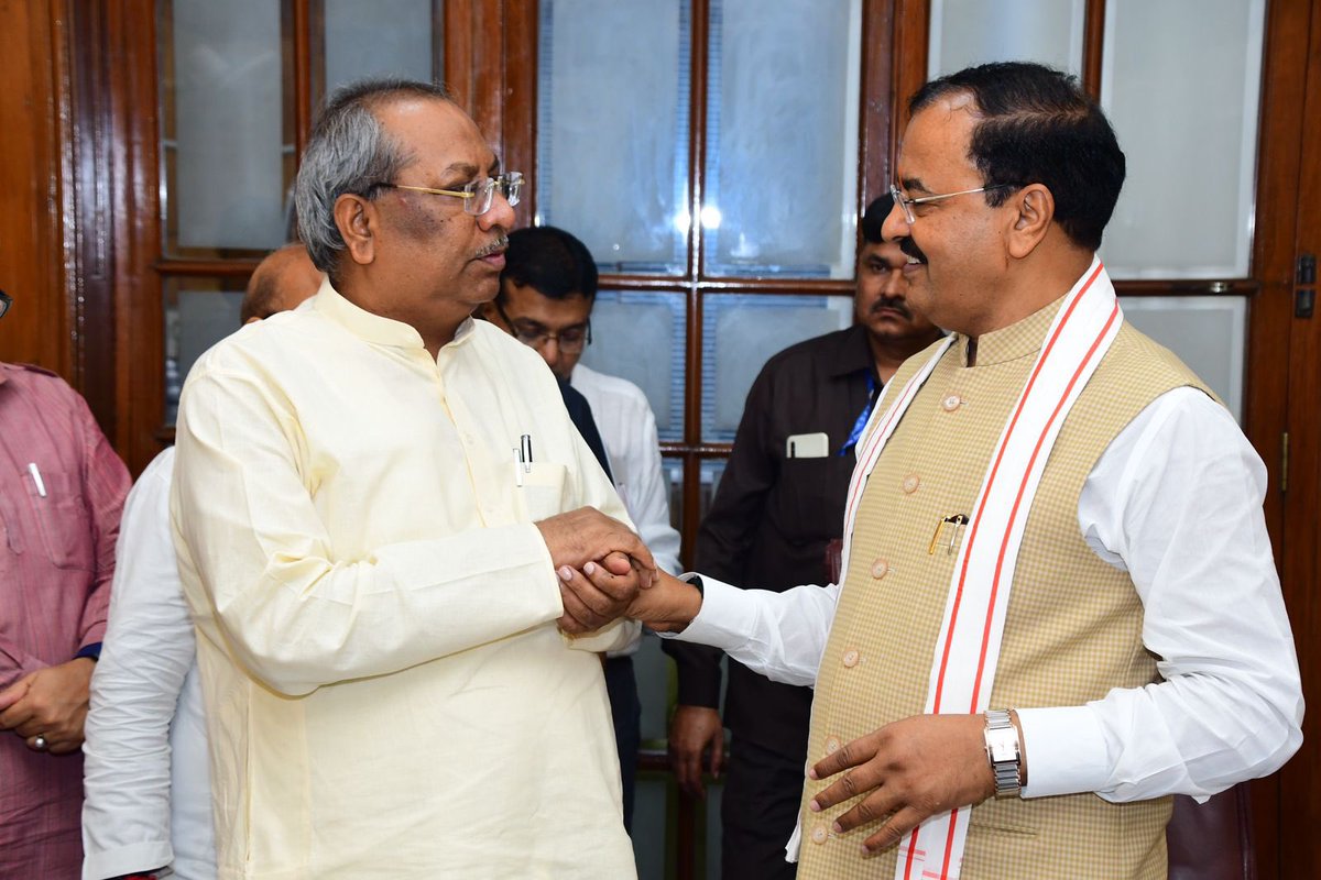 drsanjayknishad's tweet photo. आज मा० उप-मुख्यमंत्री श्री @kpmaurya1 जी से भेंट कर उन्हें आगामी 16 अगस्त को आयोजित होने जा रहे @nishadparty4u के 8वें स्थापना दिवस के लिए आमंत्रित किया। https://t.co/3KB3ZZvgpp