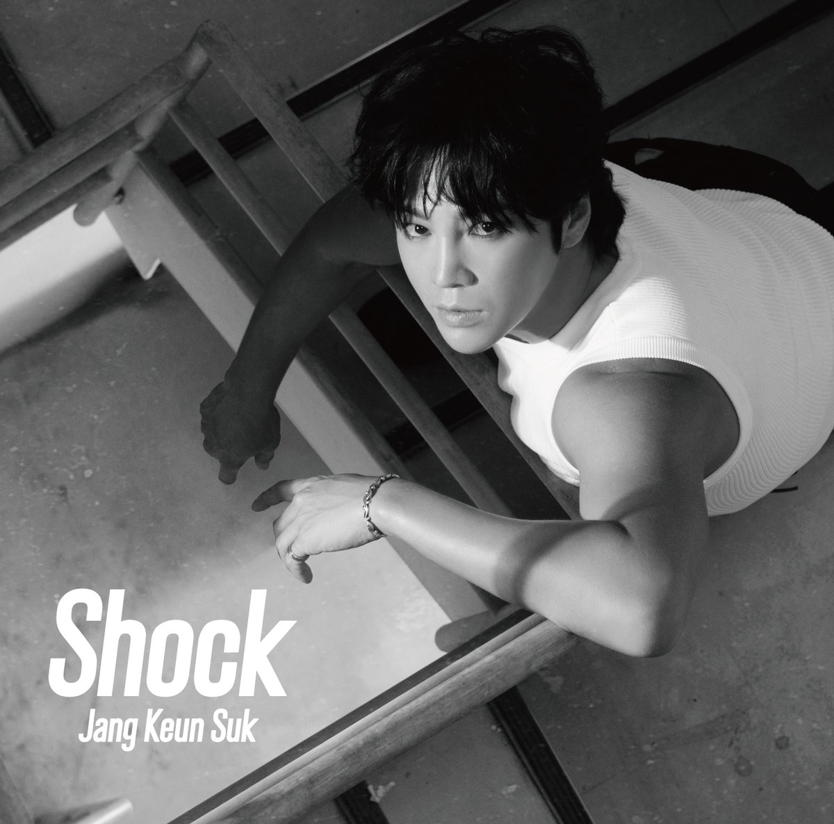 Kkorepo's tweet photo. #チャングンソク 9月27日（水） 約１年ぶりとなるシングル「#Shock」 最新ビジュアル公開＆収録内容決定！
https://t.co/6Gl2Qkck7P https://t.co/Ewb4o6AcH7