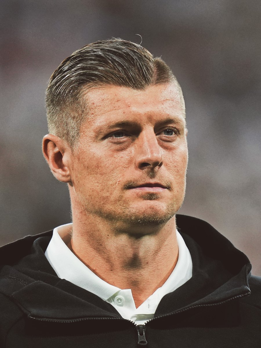 SocratesDergi's tweet photo. Toni Kroos: "Yeni bir köpek aldım. Peki kaplumbağalar ne olacak? Unutulmuş değiller. Henüz gelmediler ama planlama aşamasındalar. Yeni bir köpek geldi diye kaplumbağa gelmeyecek diye bir şey yok. Gelecekler." https://t.co/nWMTSh23RN