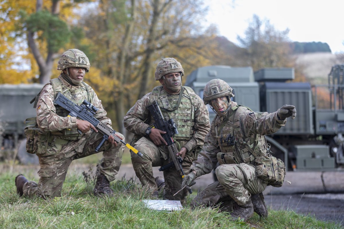 Unleash your potential by joining the Army as a RLC officer! Whether a Sandhurst graduate or climbing the ranks, RLC officers are the driving force. Your journey to excellence starts here, to find out more information: army.mod.uk/.../rlc-career… #WeAreRLC #alevels2023 #London