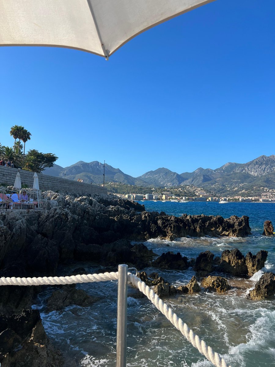 NotaBeneGlobal's tweet photo. French Riviera beach club vibe.

#WeKnowWhere https://t.co/sy2BE6cX09