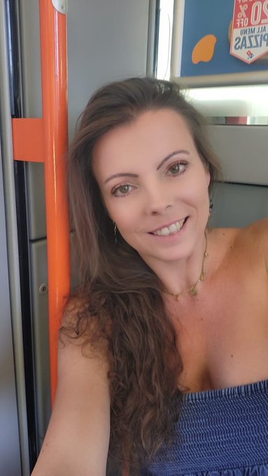 Bonne journ&eacute;e les coquins BizzXXL 😘 https://t.co/ZK2hBoiwDN<a href="/tag/monavis"class="tags"><span>#monavis</span></a>