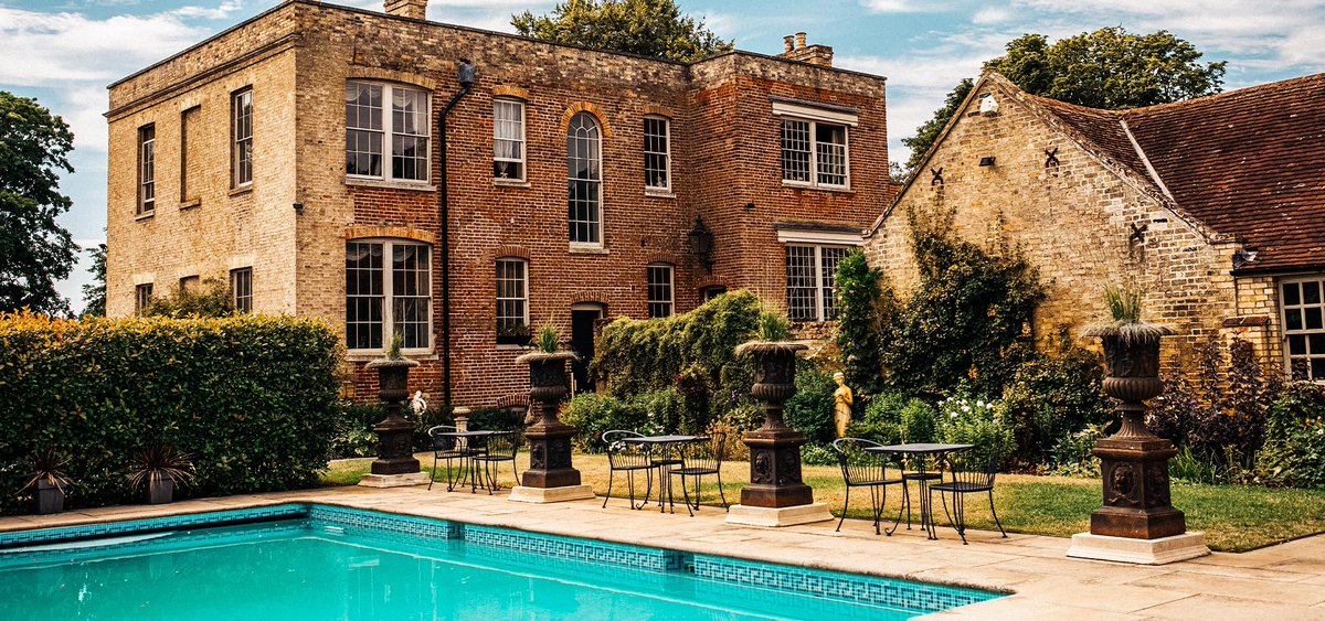 chumscharity's tweet image. Join us next Friday (18 Aug) for our Coffee Morning at the beautiful #ShortmeadHouse, #Biggleswade!

This event is perfect for families, with colouring activities in the kids area and a heated pool - all for a wonderful cause; to raise funds for CHUMS Charity. 👇