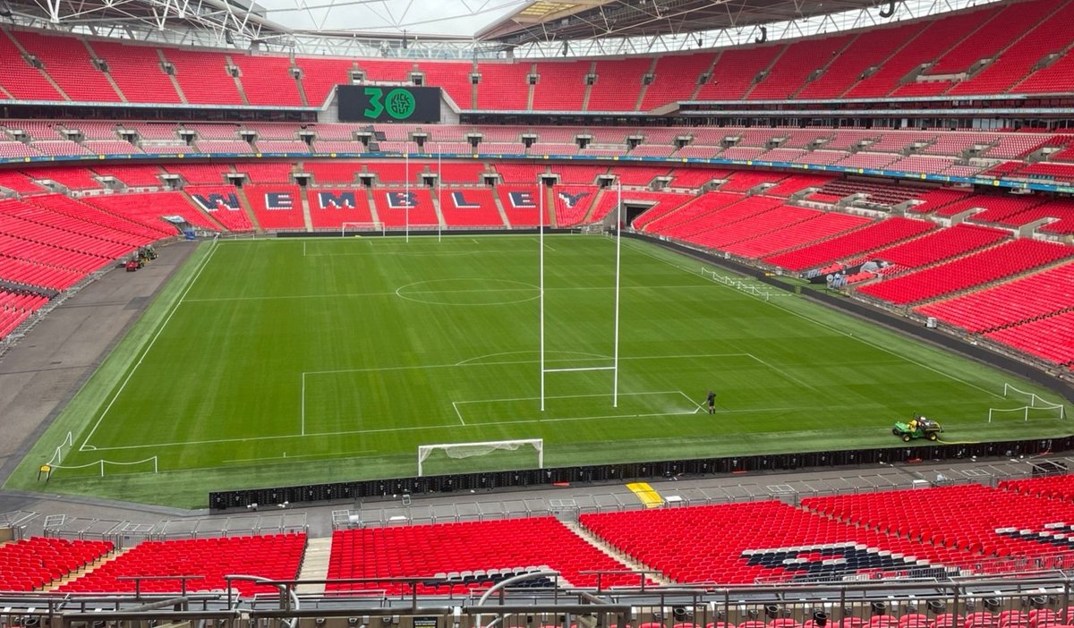 Stuart_Ward2's tweet photo. Proud and honoured to have been at Wembley to celebrate 30 years of @kickitout continually making football a safer place for everyone.
Met some fantastic people. Thank you
#KickItOut30 https://t.co/UQA5S6jgzz